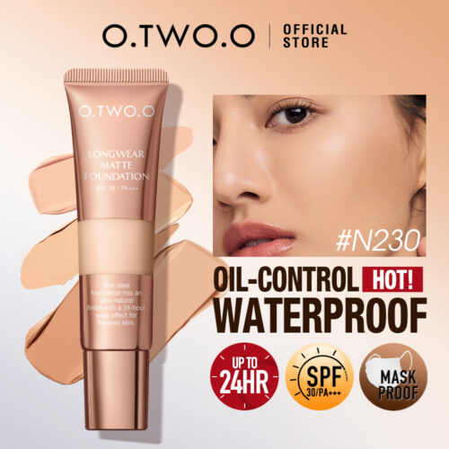 O.TWO.O ULTRA LONGWEAR MATTE FOUNDATION